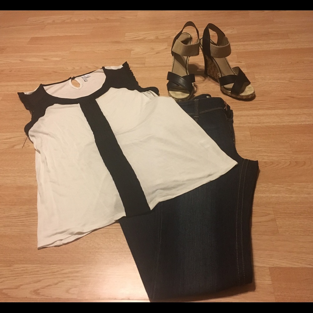 ELLE black and white with cup lace sleeve.